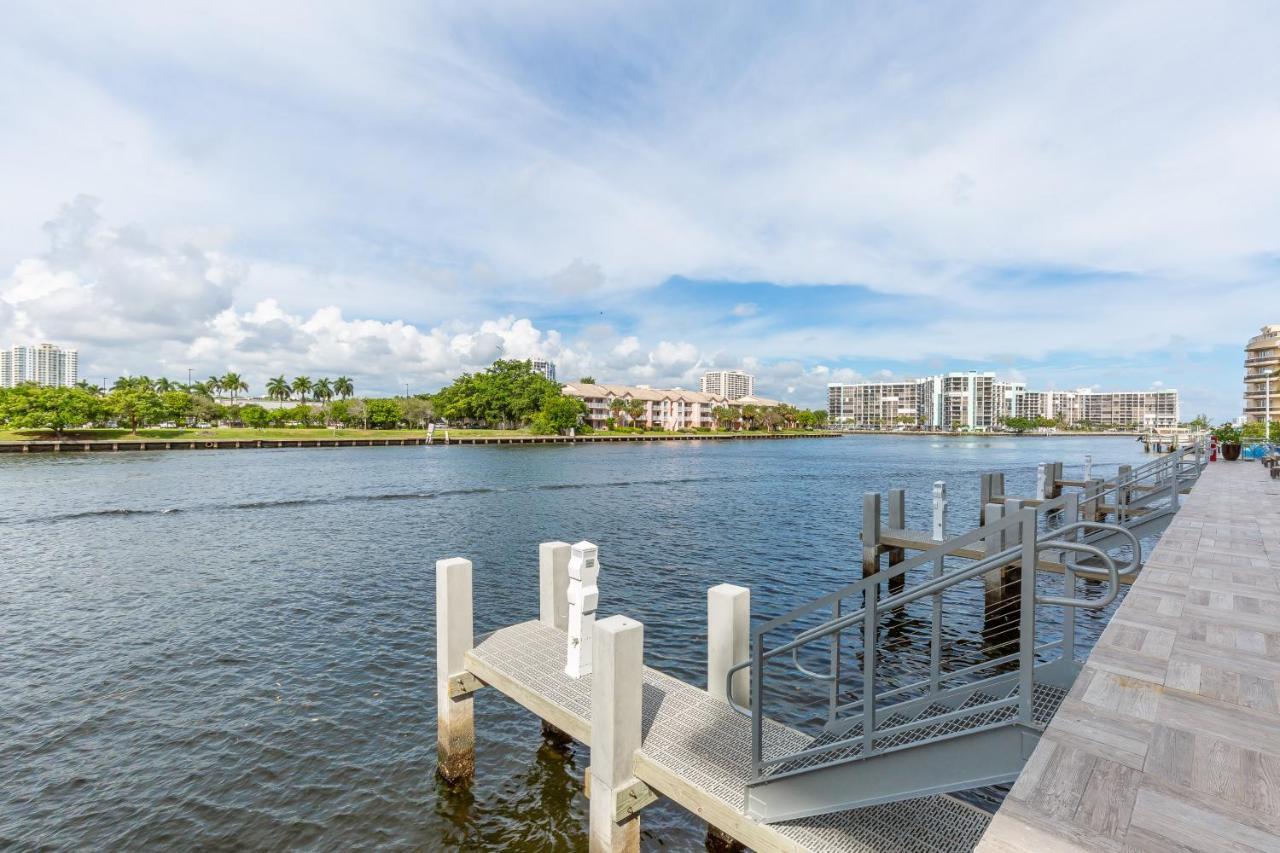 Private Ocean Condos At Hyde Beach Resort & Residences Beverley Beach Exterior foto