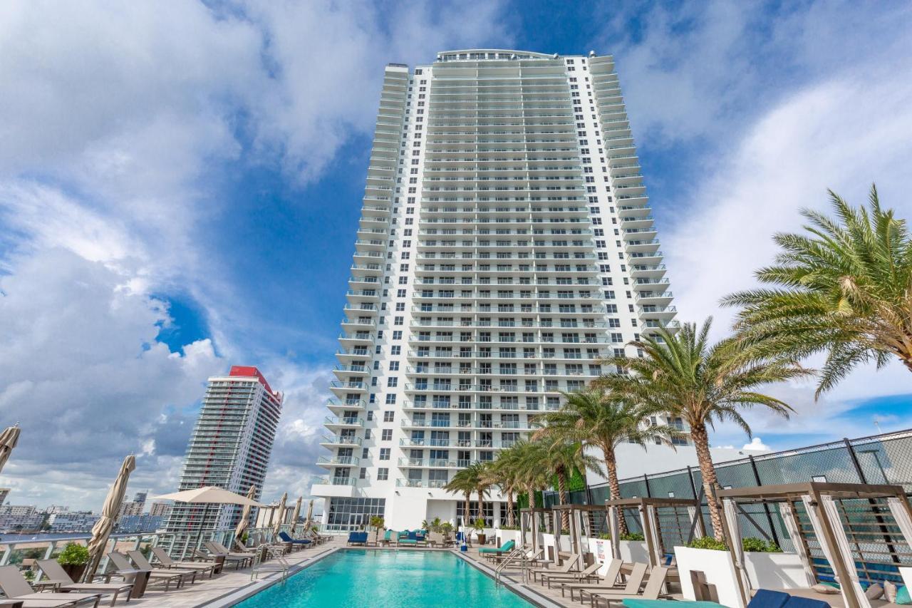 Private Ocean Condos At Hyde Beach Resort & Residences Beverley Beach Exterior foto