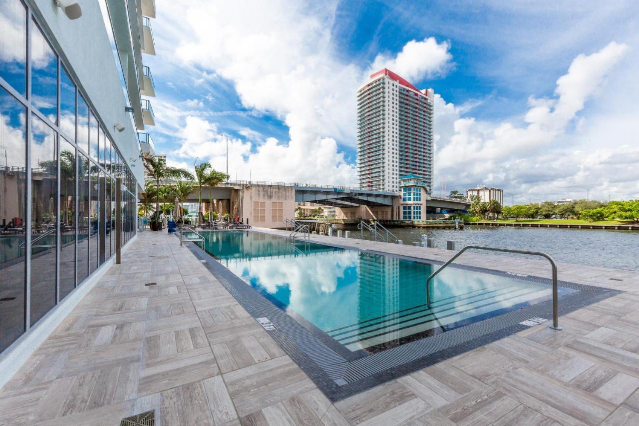 Private Ocean Condos At Hyde Beach Resort & Residences Beverley Beach Exterior foto